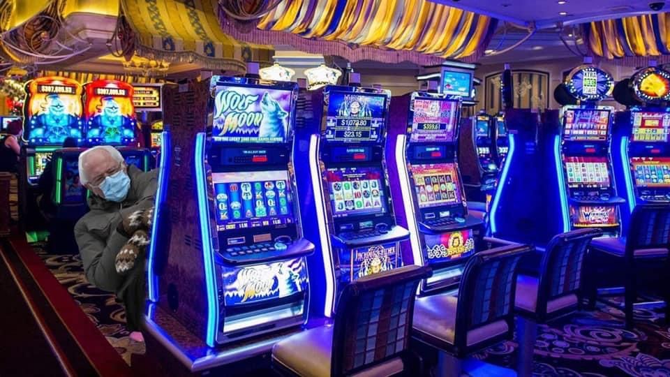 LuckyCasino کیسینو میں سلاٹ کھیلنا شروع کریں۔